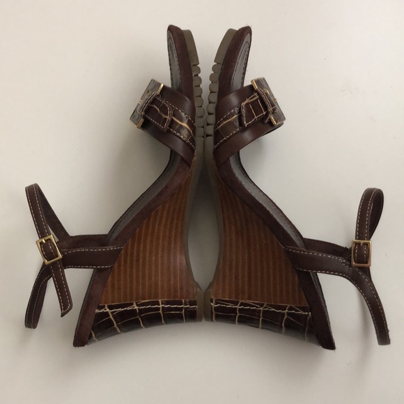 Aerosoles Swishing well Brown Wedge Leather sandals Size 7M - Picture 8 of 16